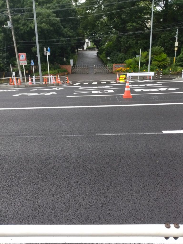松戸トンネル右折レーン国道6号松戸隧道交差点